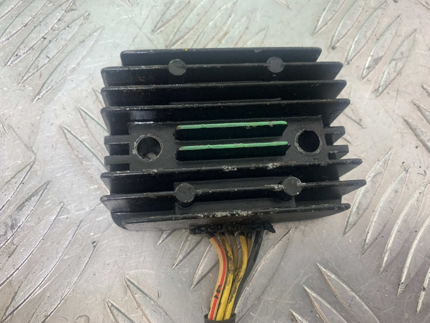 KAWASAKI GT550 GT 550 REGULATOR YEAR 1984-87 (CMB1141)