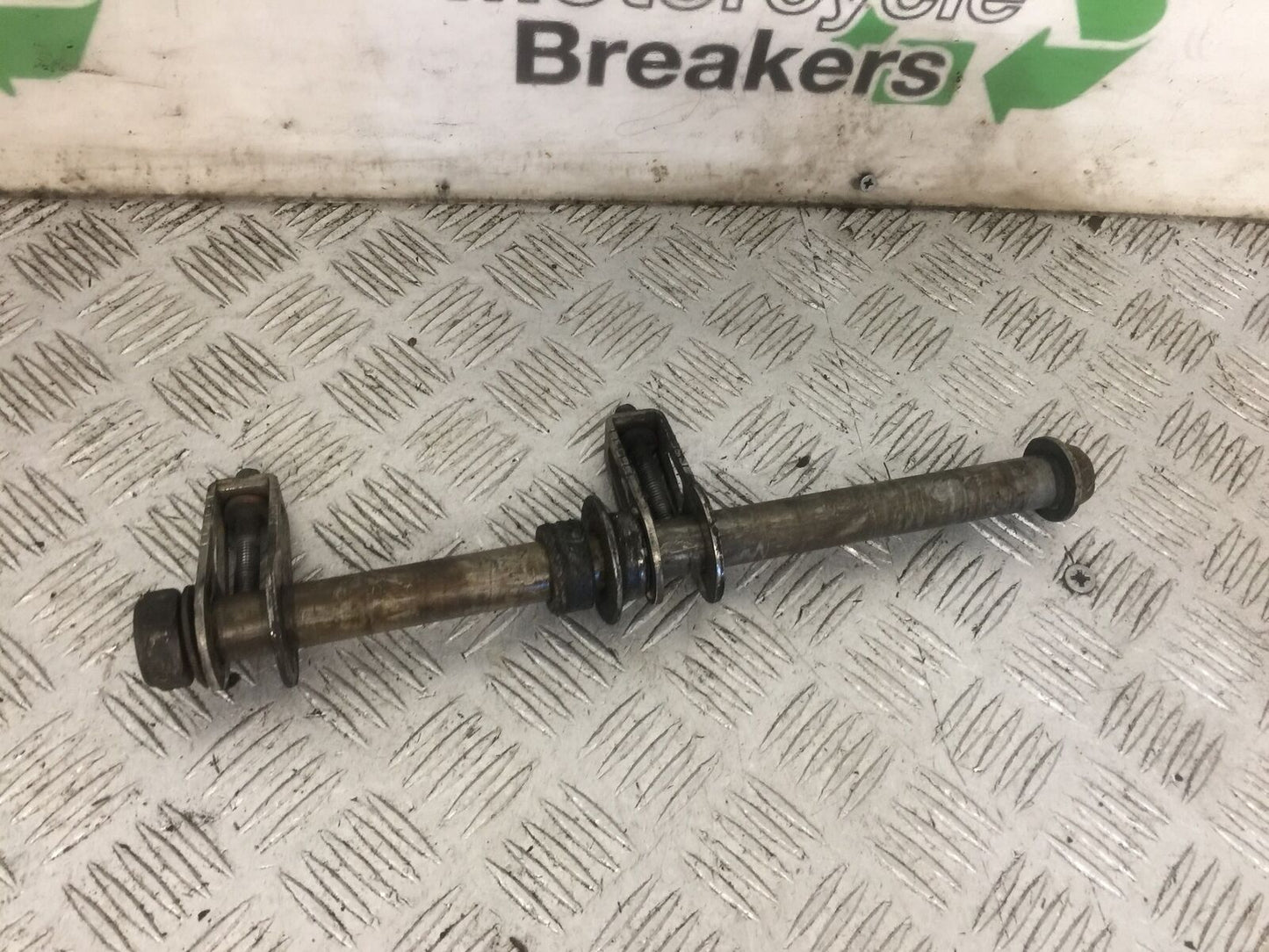 HONDA CB600 CB 600 F-9 HORNET REAR WHEEL SPINDLE 2009 (STOCK 869)