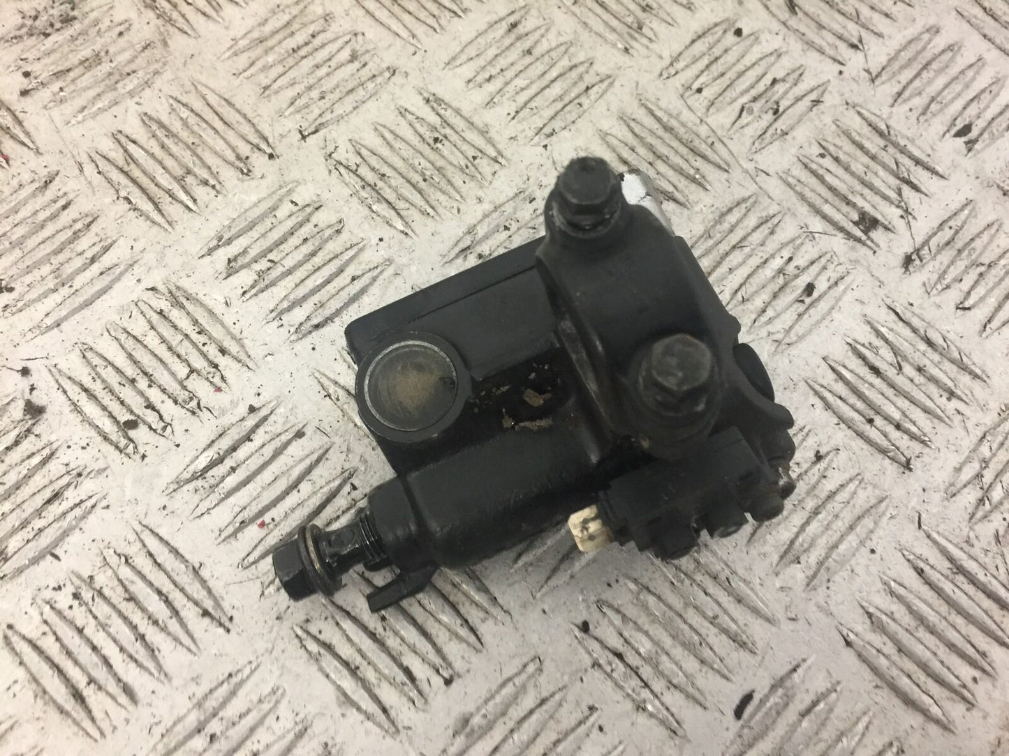HONDA CBF125 CBF 125 FRONT MASTER CYLINDER YEAR 2010 (STOCK 646)