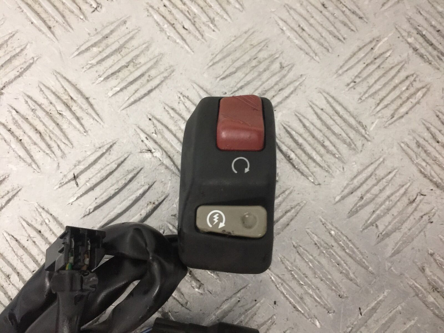 KAWASAKI NINJA 1000 SX Z1000SX RIGHT SWITCH GEAR YEAR 2019 (STOCK 830)
