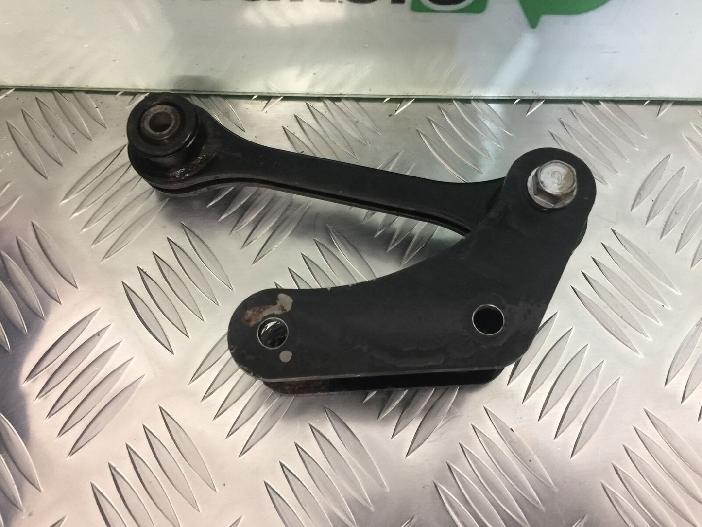 KAWASAKI VN 650 VULCAN REAR SHOCK LINKAGE YEAR 2017-2021 (STOCK 924)