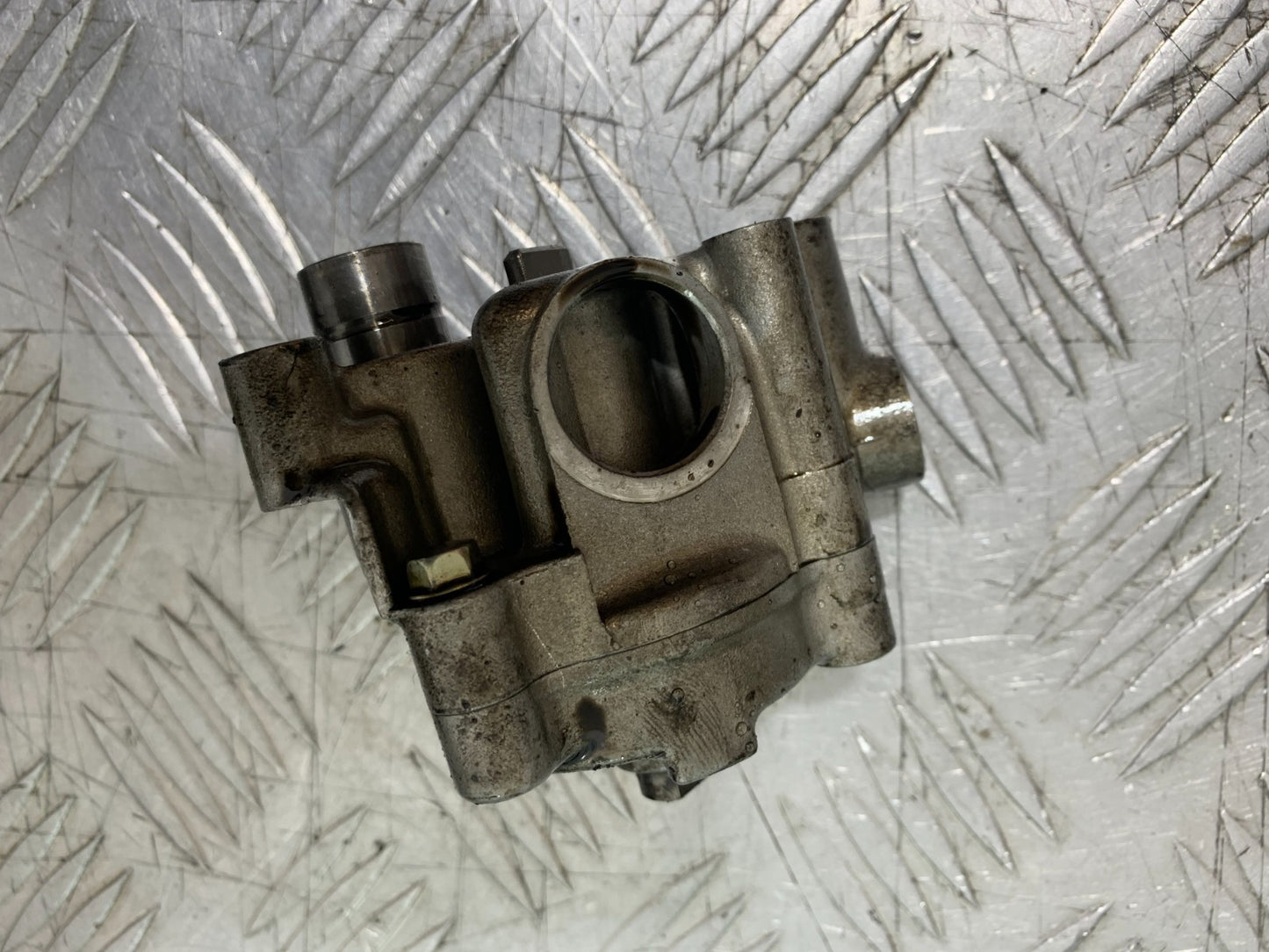 HONDA VT700 VT 700 SHADOW OIL PUMP YEAR 1984-85 (CMB1328)