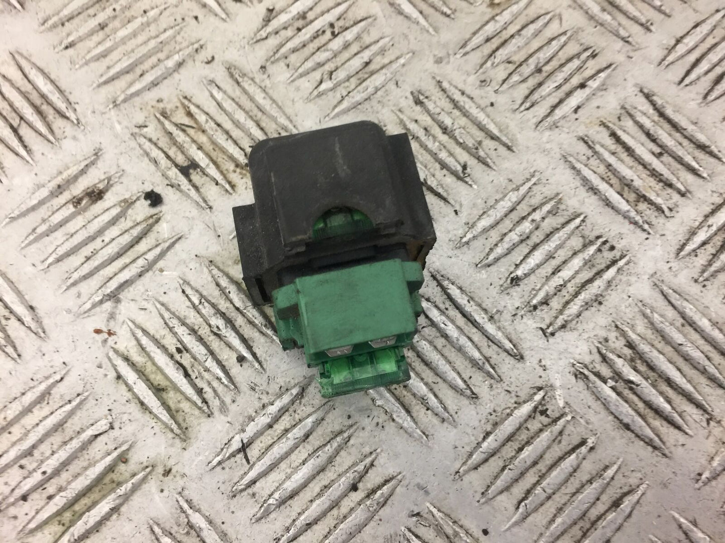 HONDA VFR800 VFR 800 PRE V-TEC SOLENOID YEAR 1998-2001 (STOCK 370)