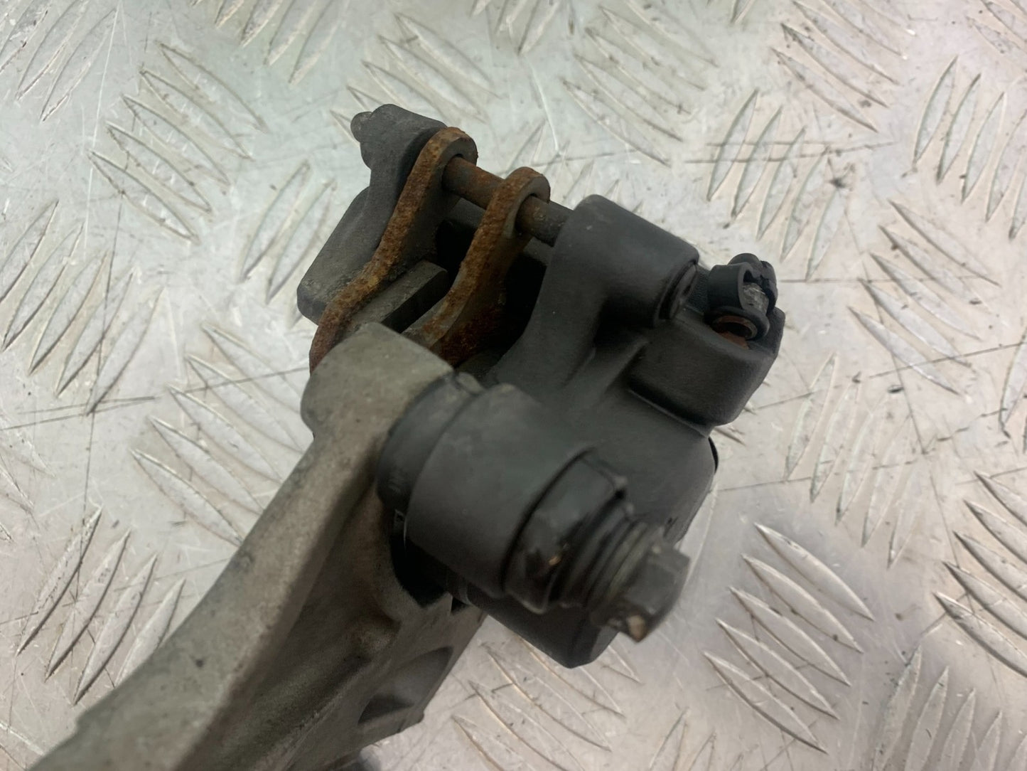 YAMAHA XJ6 XJ6-S REAR BRAKE CALIPER YEAR 2009-2015 (CMB1212)