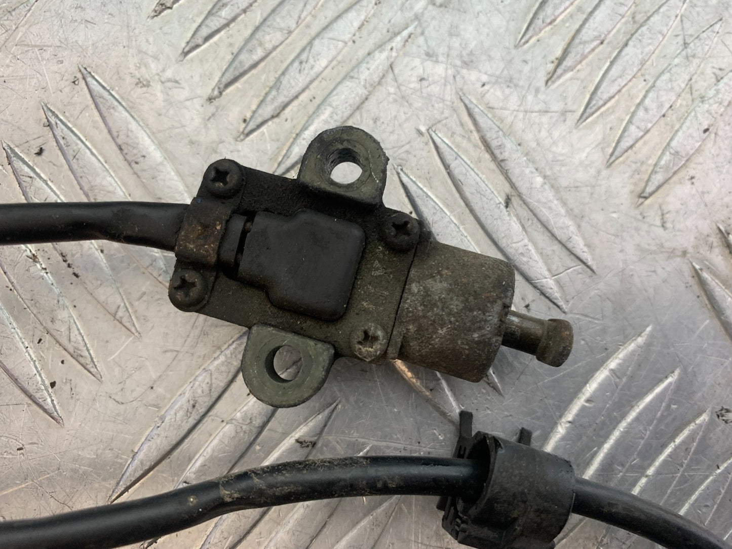 YAMAHA XJR1300 XJR 1300 SIDE STAND SWITCH YEAR 1999-2003 (CMB1119)