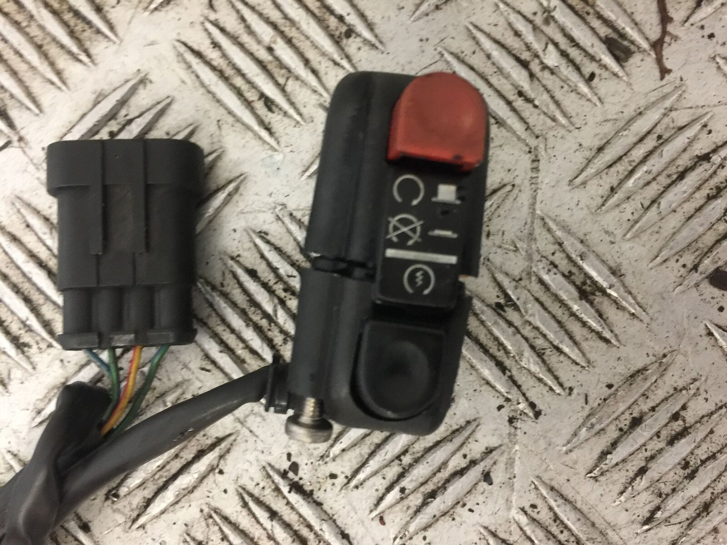 APRILIA RSV1000 RSV 1000 MILLE RIGHT SWITCH GEAR YEAR 2006-10 (STOCK 713)