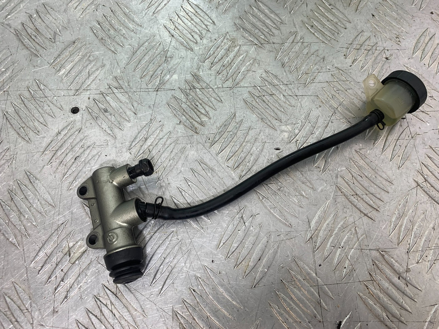 DUCATI 1198 S REAR BRAKE MASTER CYLINDER YEAR 2009-2011 (CMB1219)