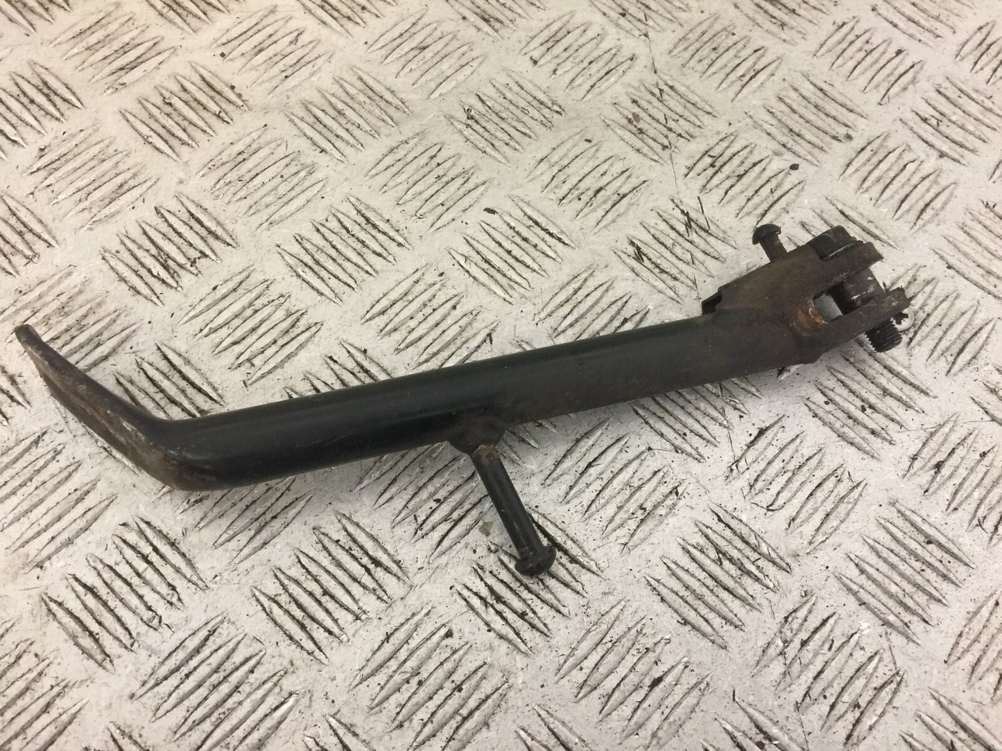 KAWASAKI VN 650 VULCAN SIDE STAND YEAR 2017-2021 (STOCK 705)