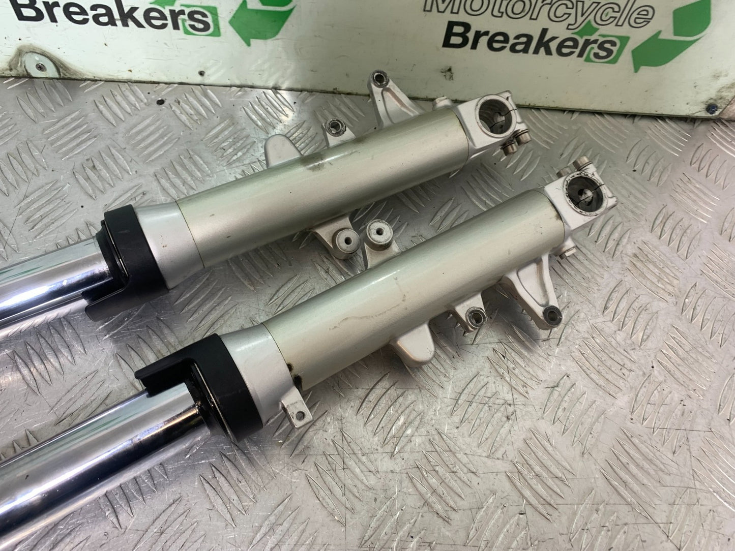 SUZUKI SV1000 SV 1000 S FORKS YEAR 2003-2007 (CMB1293)