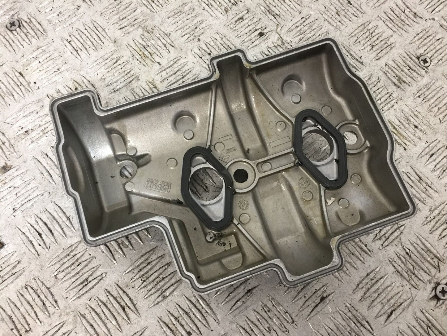 APRILIA TUONO 1000 V4R FRONT ROCKER COVER YEAR 2011-13 (STOCK 746)