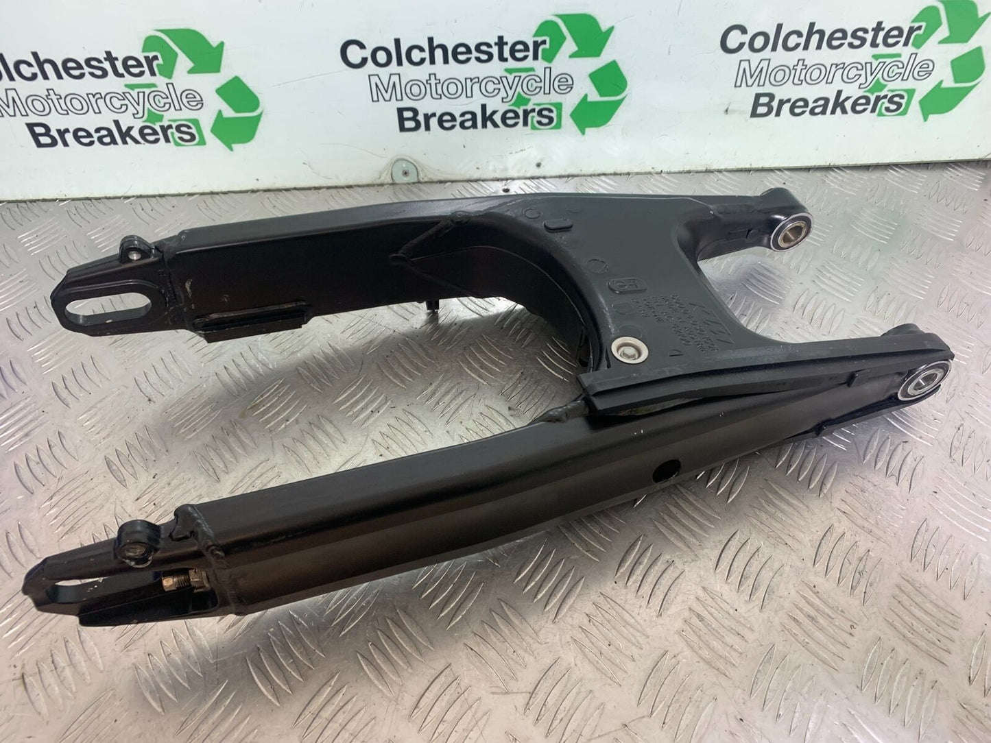 KTM 990 SUPERMOTO T SWINGARM YEAR 2010-2011 (CMB1127)