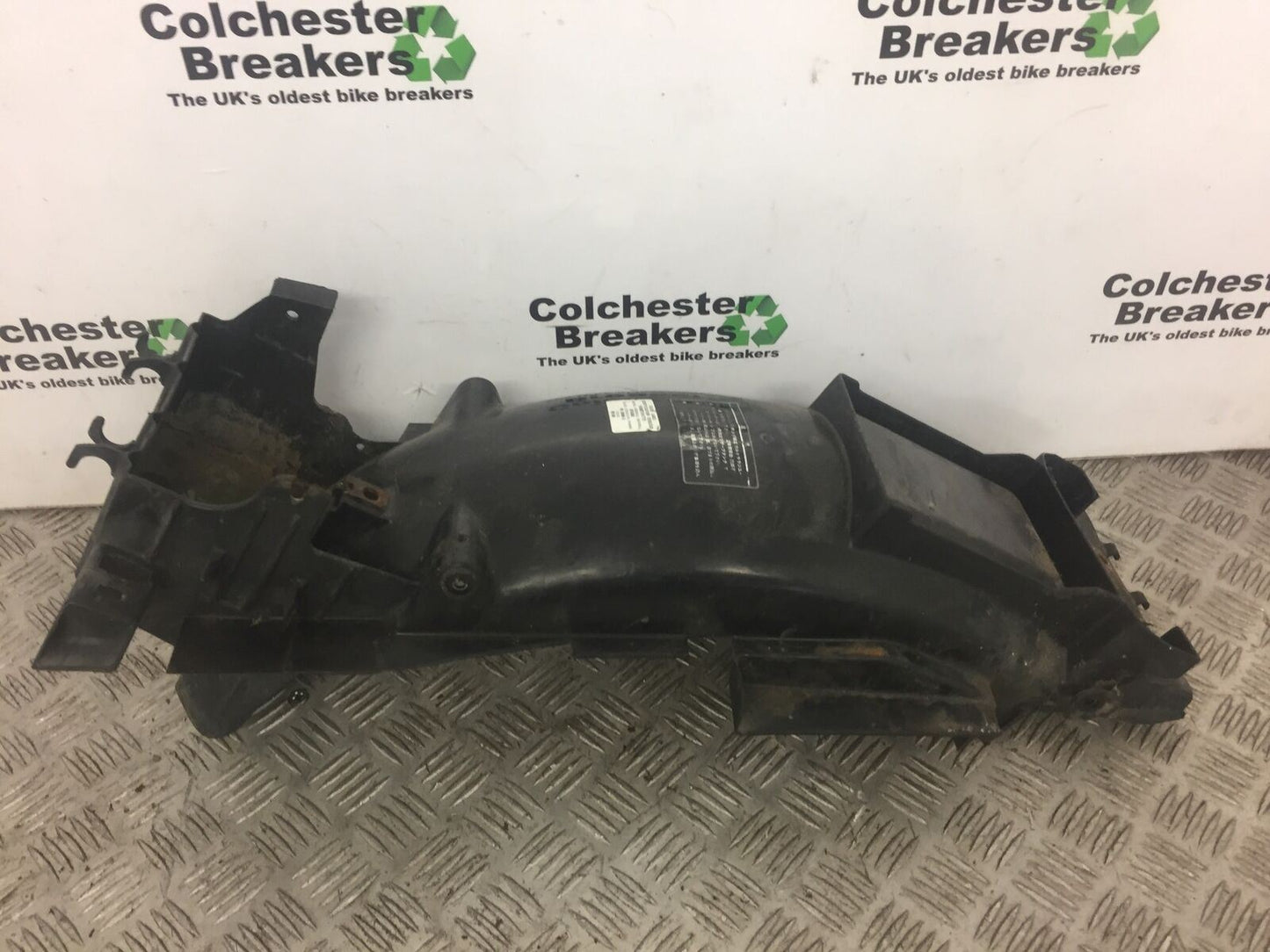 HONDA NT400 NT 400 BROS REAR MUDGUARD YEAR 1988 1991