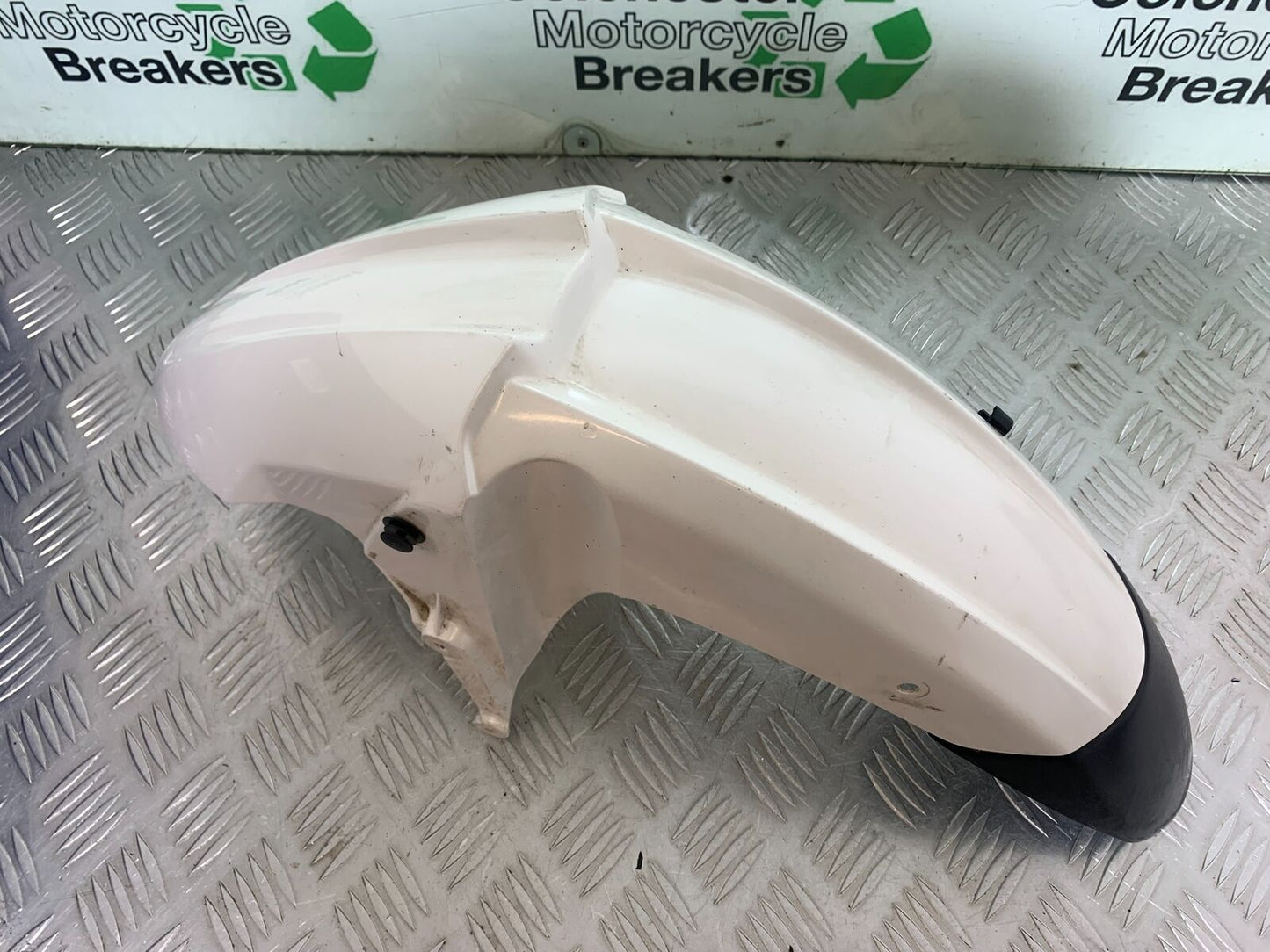 TRIUMPH TIGER 800 FRONT MUDGUARD YEAR 2011-2014 (CMB1113)