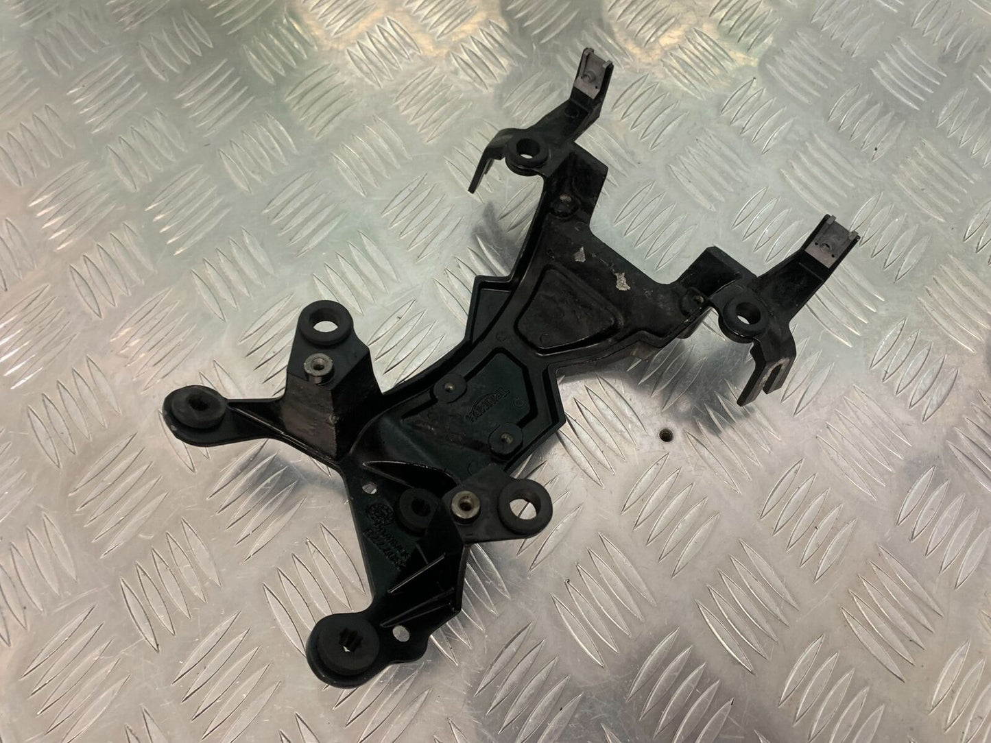 TRIUMPH TIGER 800 XCX SPEEDO BRACKET YEAR 2015-2017 (STOCK 966)