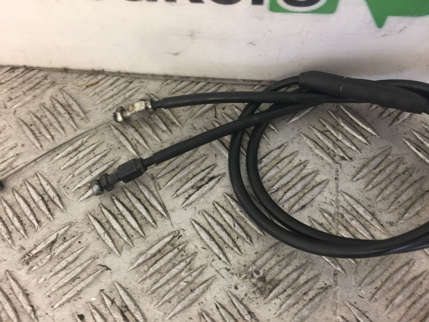 YAMAHA YZF R1 THROTTLE CABLES YEAR 2009-2014 STOCK NO 329