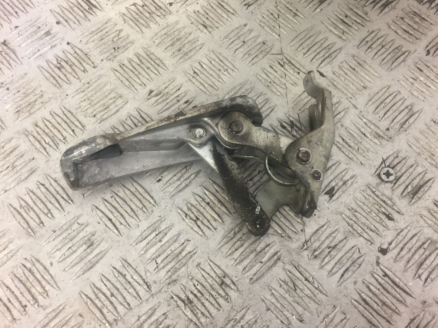 PIAGGIO VESPA GTS 300 SUPERSPORT GRAB HANDLE 2012-16 (STOCK 535)