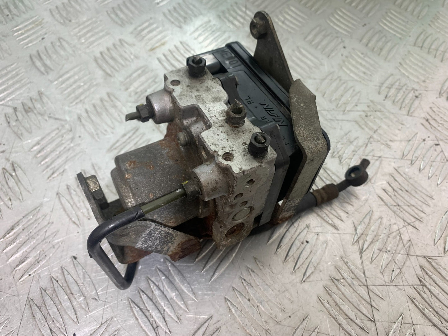HONDA NT 700 V DEAUVILLE ABS PUMP YEAR 2006-2011 (CMB1211)