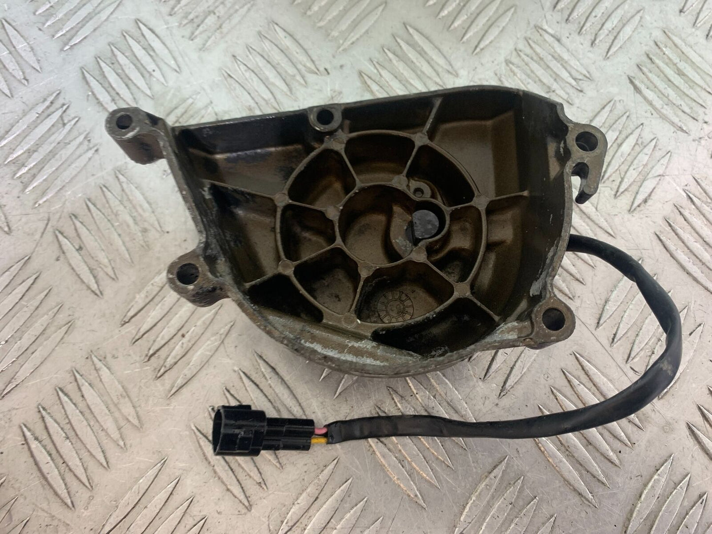 KAWASAKI ZX6R ZX636 REAR SPROCKET COVER YEAR 2002 (CMB1100)
