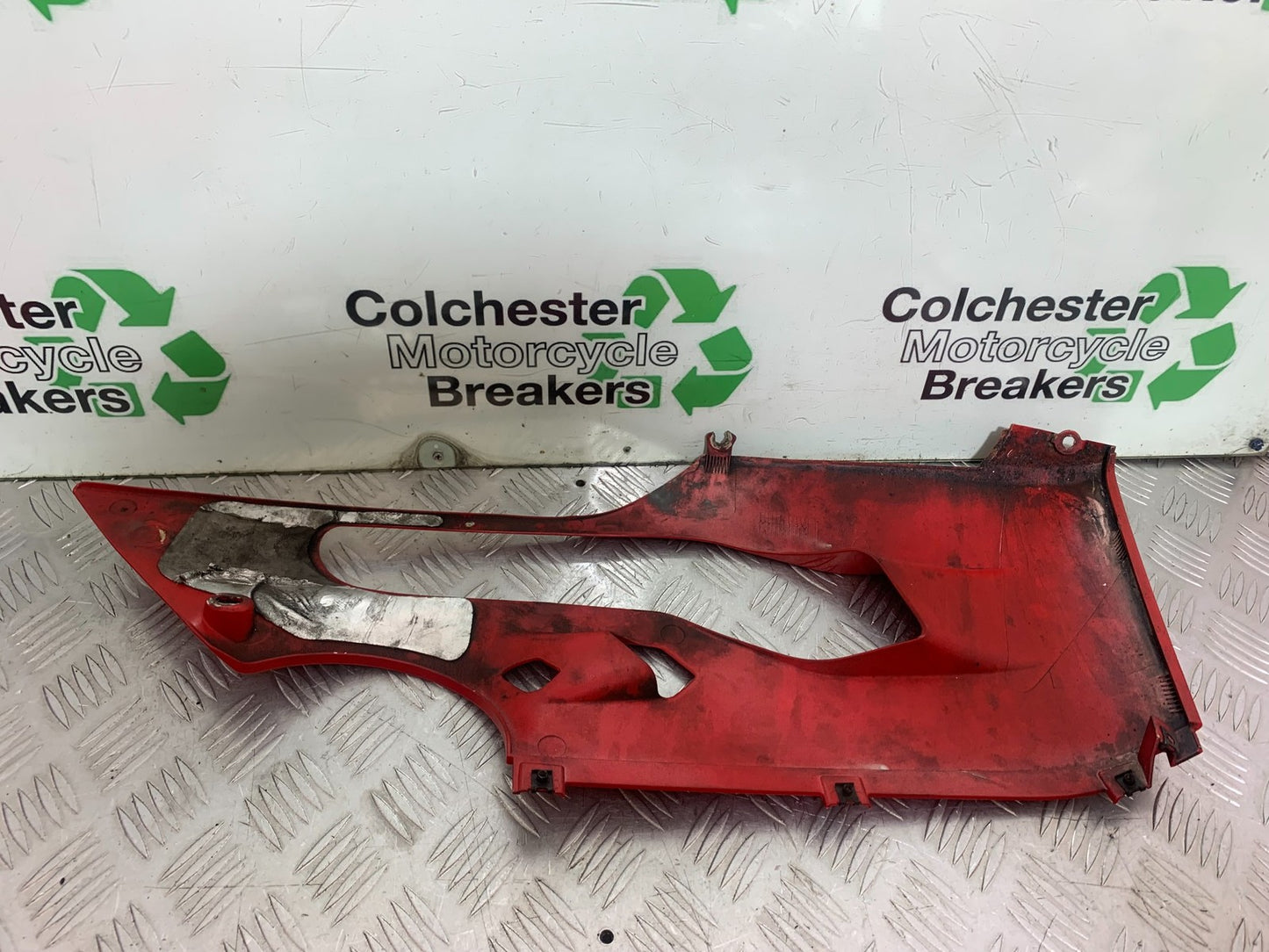 DUCATI 1299 PANIGALE LEFT LOWER FAIRING PANEL YEAR 2016 (CMB 1187)
