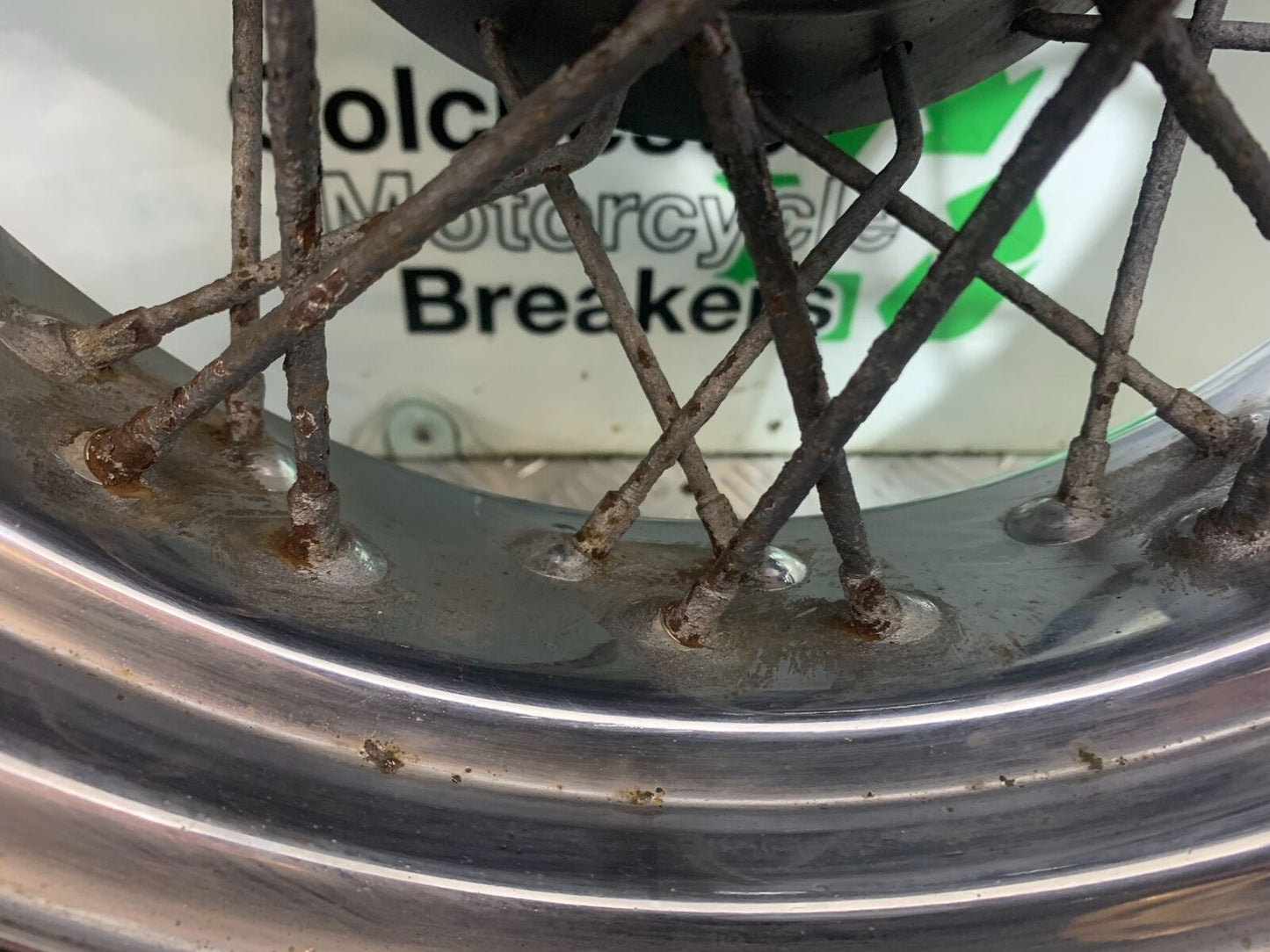 YAMAHA XVS 1100 DRAGSTAR REAR WHEEL YEAR 2000-2007 (CMB1108)