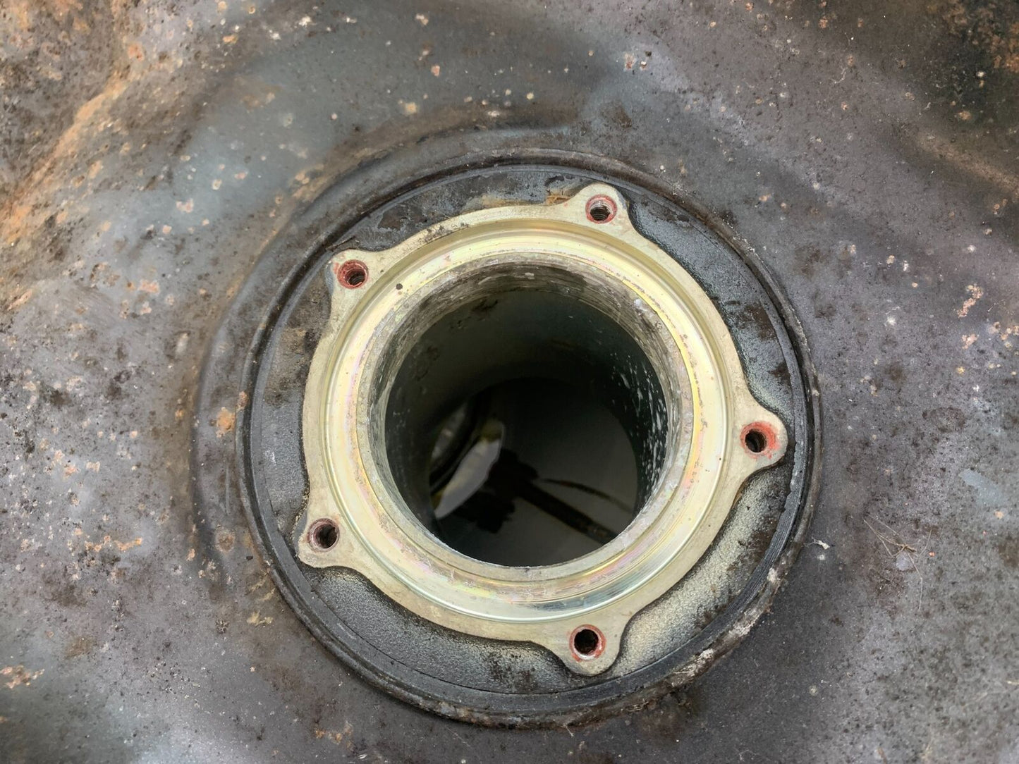 KAWASAKI Z750 Z 750 PETROL TANK YEAR 2004-2006 (CMB1104)