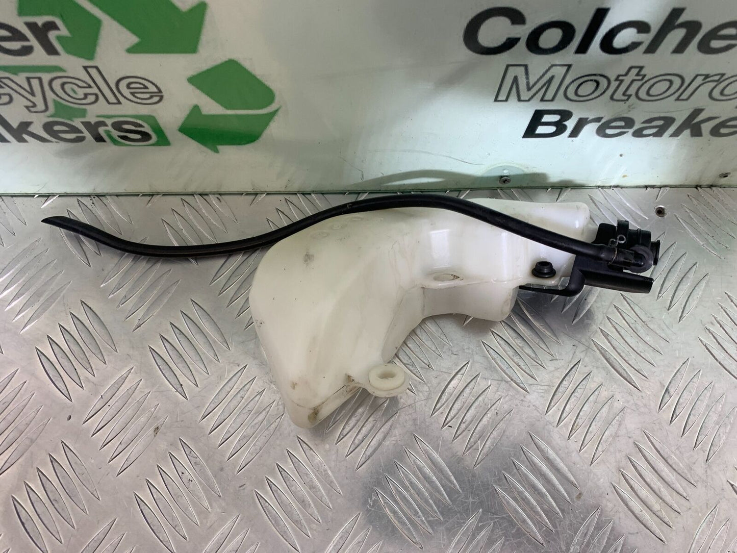 YAMAHA MT09 MT-09 COOLANT BOTTLE YEAR 2013-2016 (STOCK 997)