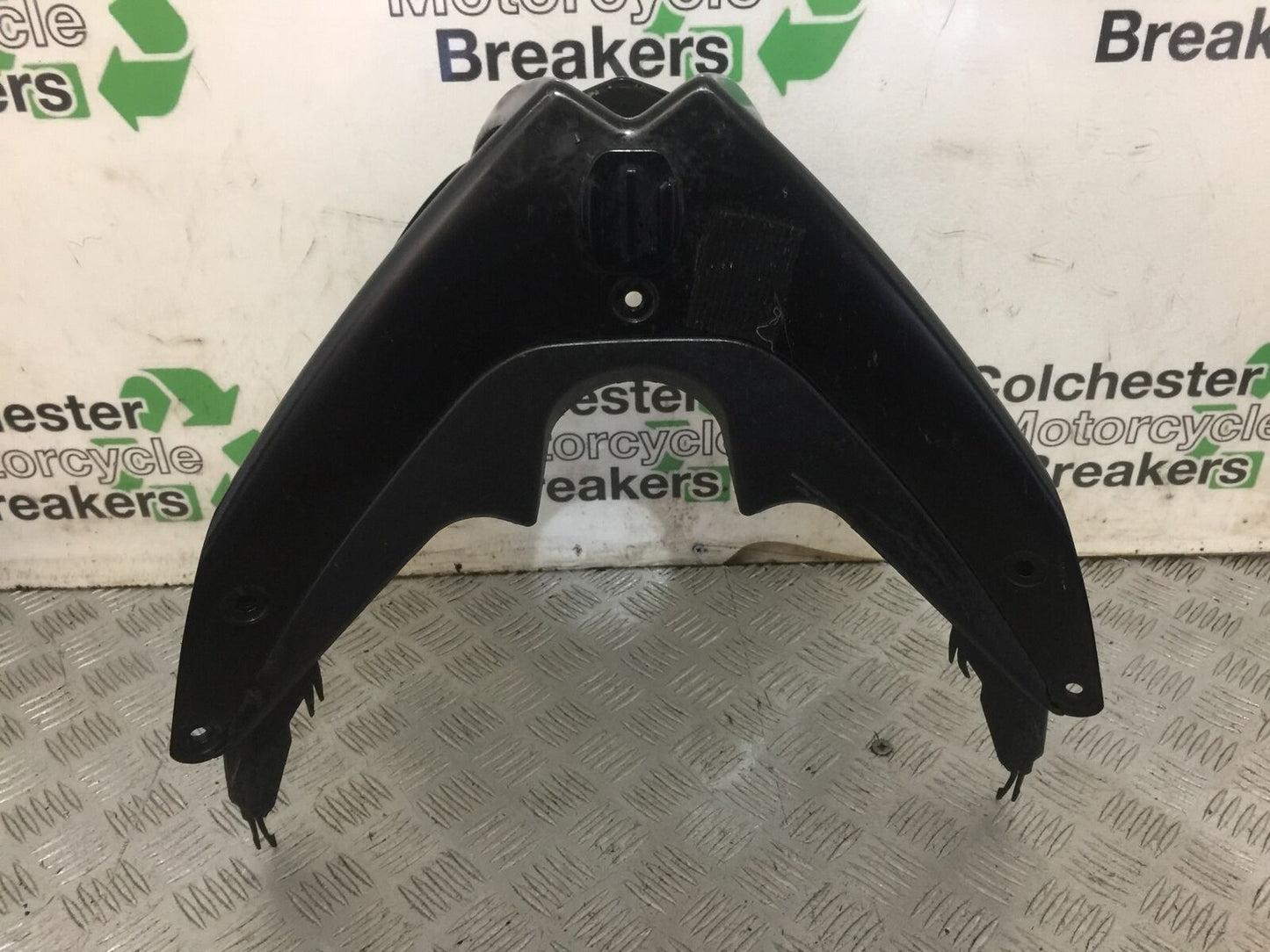 APRILIA TUONO 1000 V4R TOP FAIRING YEAR 2011-13 (STOCK 746)