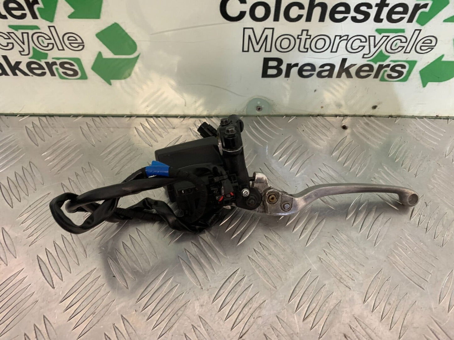YAMAHA MT09 MT-09 TRACER 900 GT FRONT MASTER CYLINDER YEAR 2018-2020(STOCK 982)