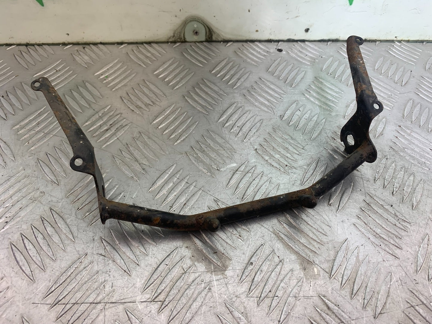 HONDA CBF125 CBF 125 FRONT INDICATOR BRACKET YEAR 2009-14 (CMB1172)