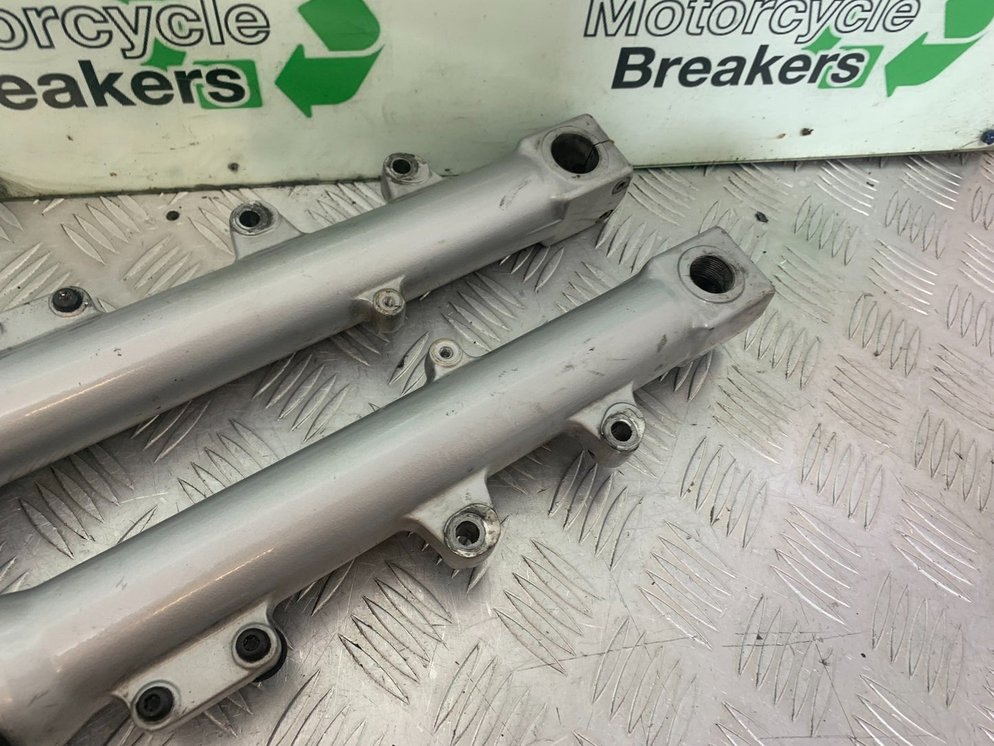 TRIUMPH 955i SPRINT ST FORKS 1999-2004 (CMB1176)