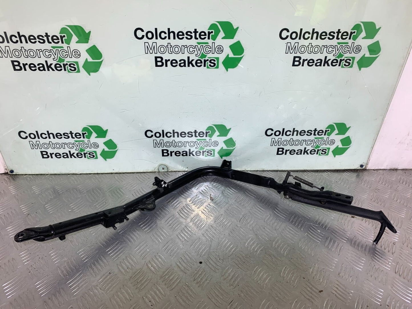 TRIUMPH BONNEVILLE T100 FRAME RAIL & SIDE STAND YEAR 2017-2021 (CMB1084)