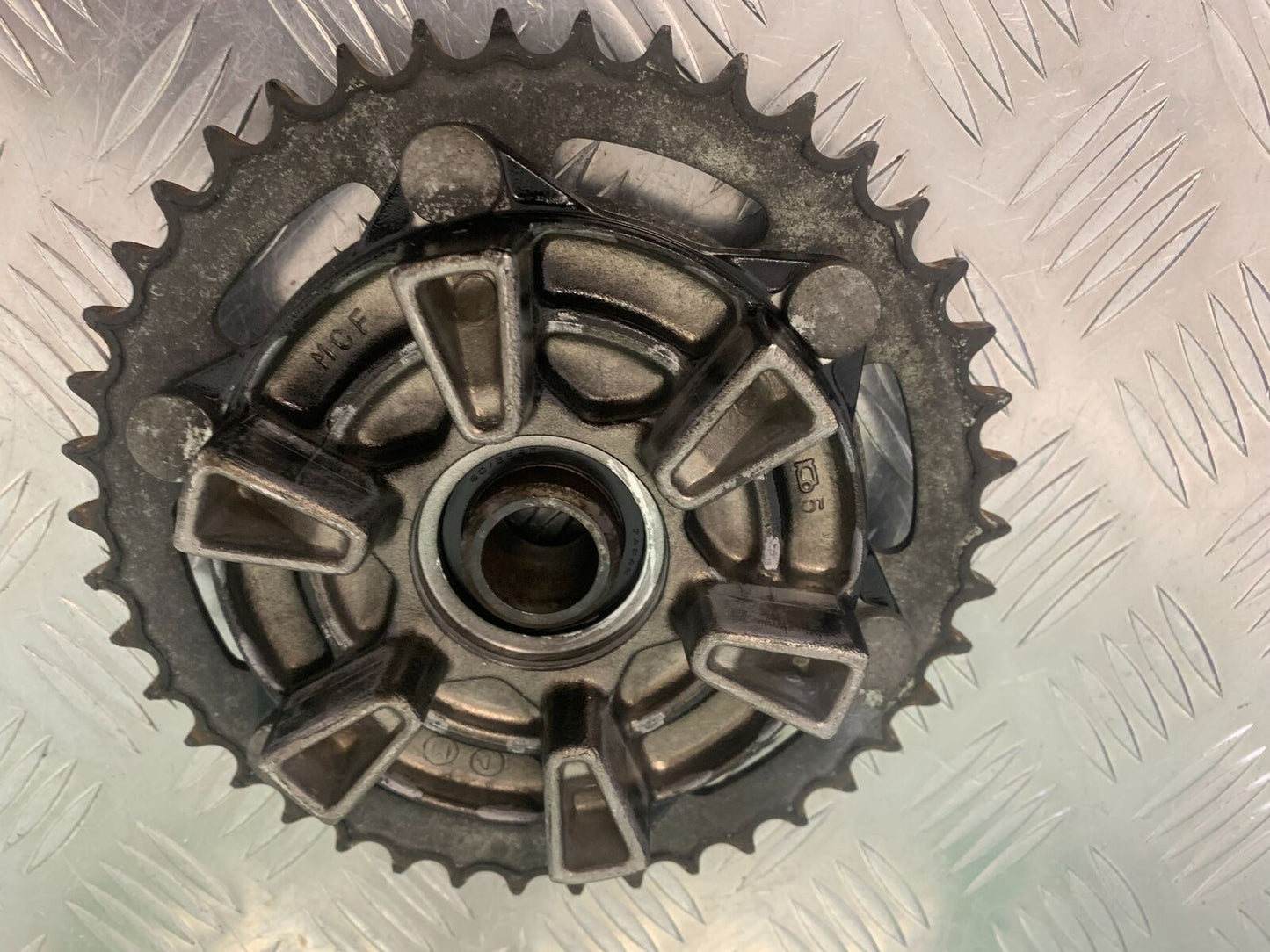 HONDA CBR600 CBR 600 RR SPROCKET CARRIER YEAR 2003-2004 (STOCK 974)