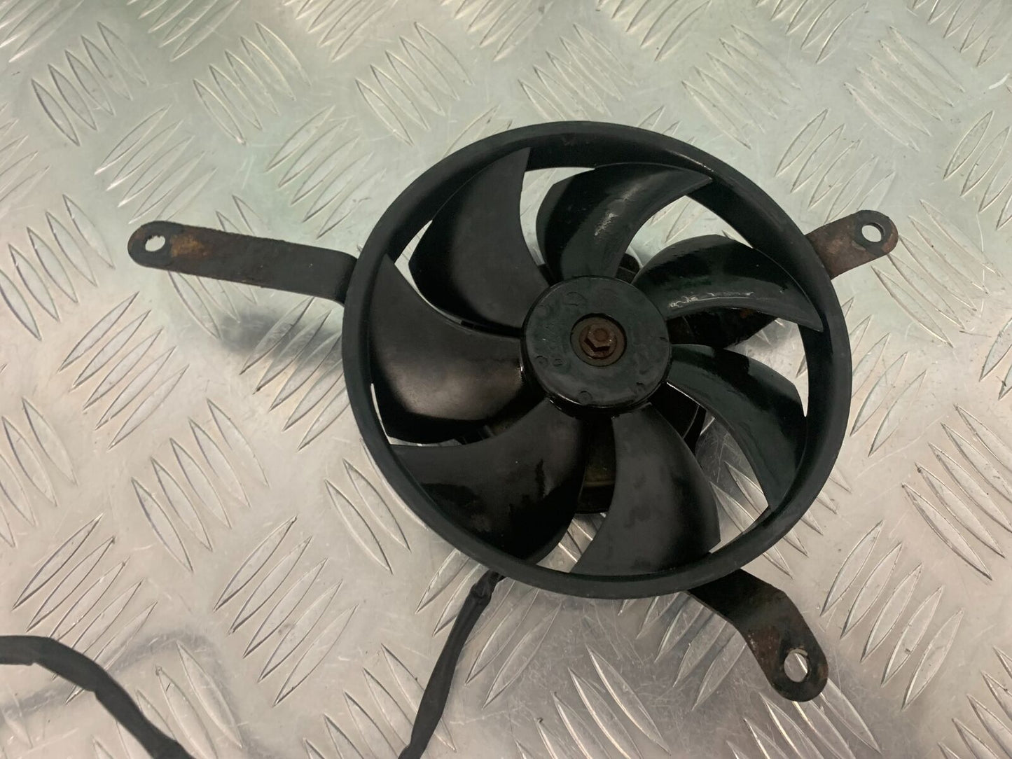 HONDA CBR600 CBR 600 RR RADIATOR FAN YEAR 2003-2004 (STOCK 974)