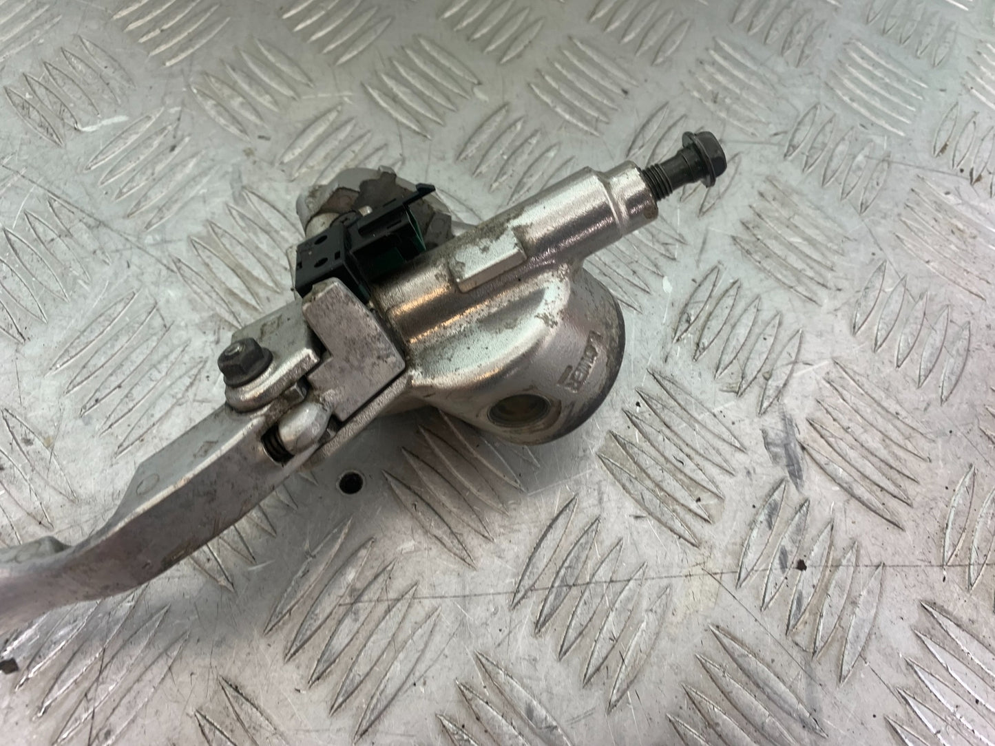 KAWASAKI VN1500 CLASSIC CLUTCH MASTER CYLINDER YEAR 1999 -2006 (CMB1166)