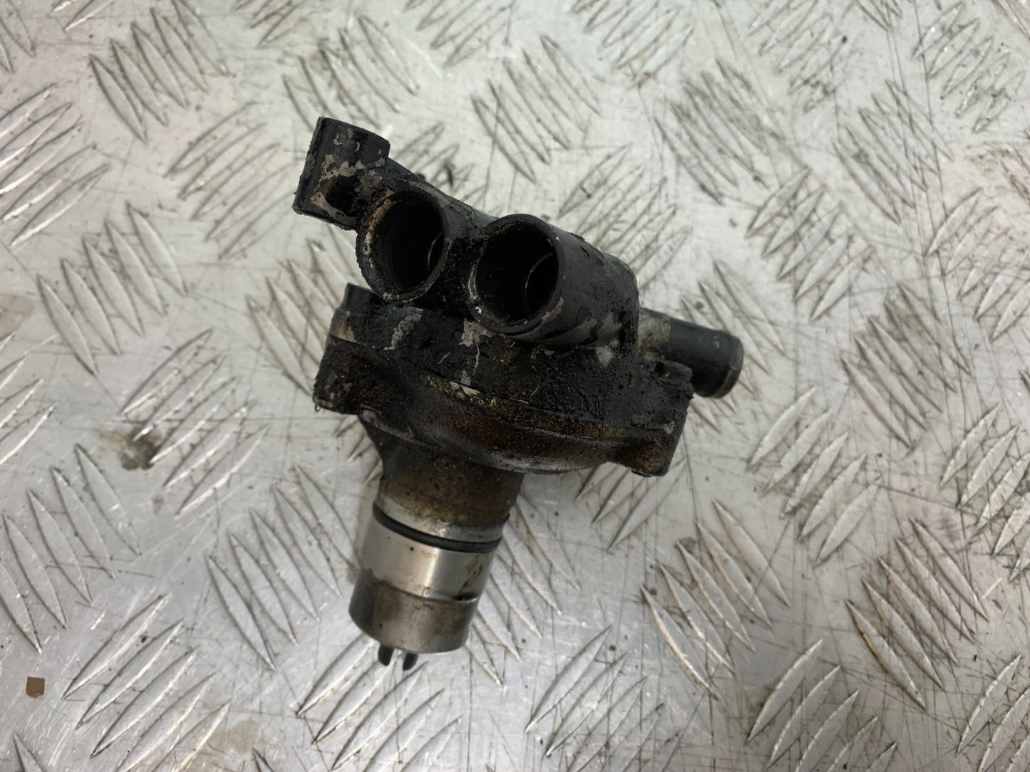 HONDA VT700 VT 700 SHADOW WATER PUMP YEAR 1984-85 (CMB1328)