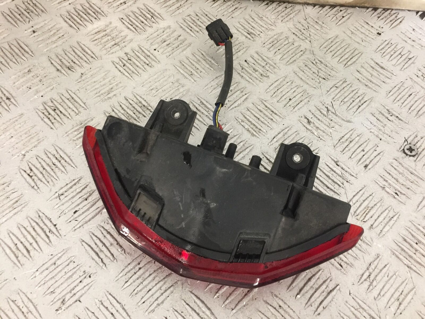 KAWASAKI Z1000 SX REAR LIGHT YEAR 2011-2019 (STOCK 839)