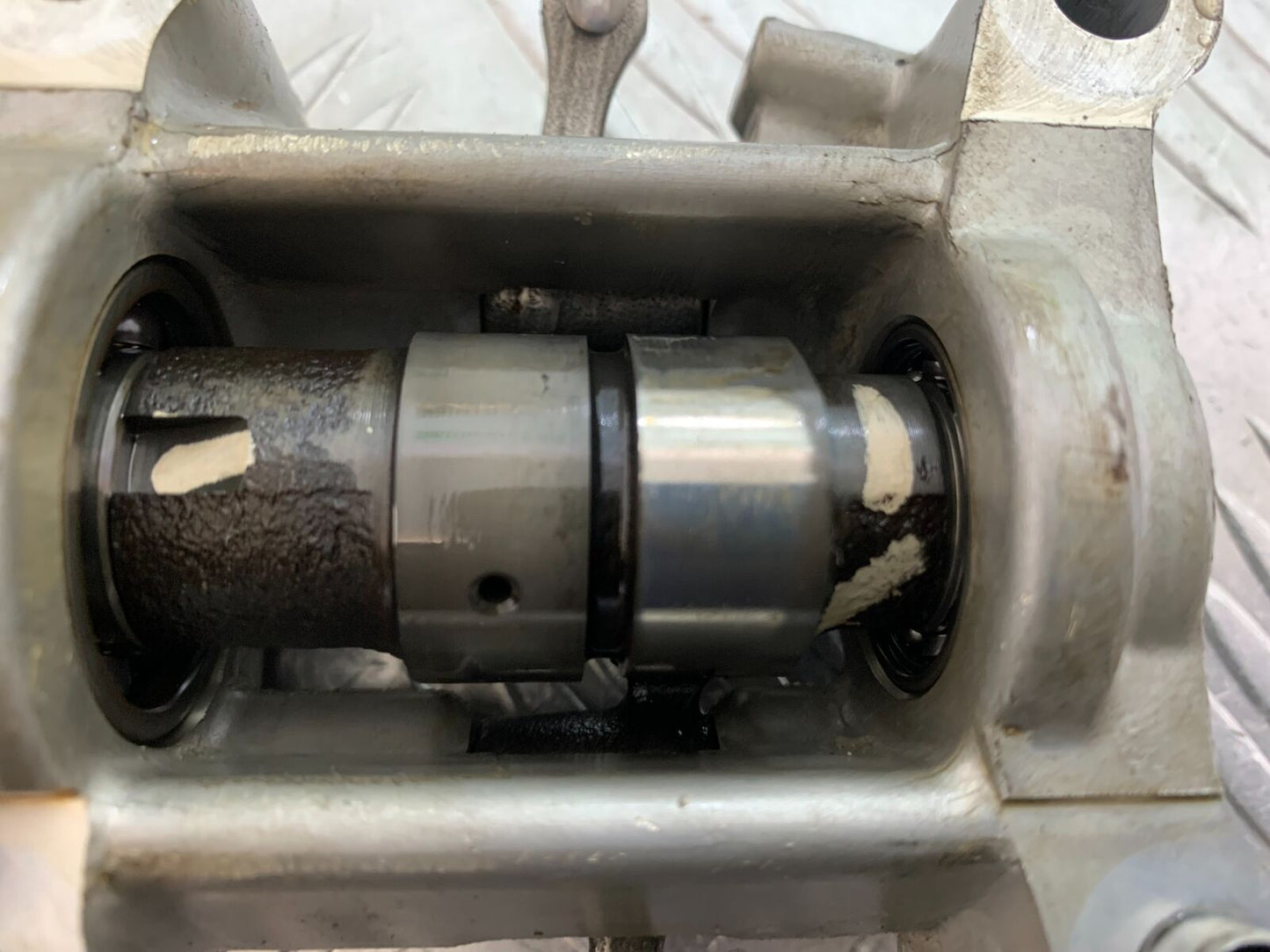HONDA CBR125 CBR 125 CAMSHAFT YEAR 2004-06 (CMB1040)