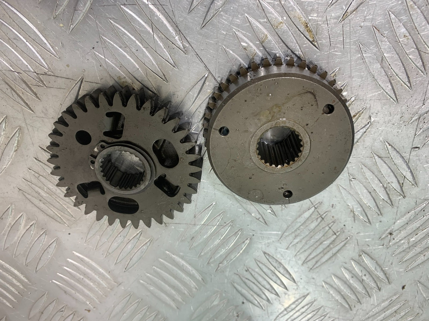 HONDA VFR800 PRE V-TEC STARTER CLUTCH YEAR 1998-2001 (CMB1233)