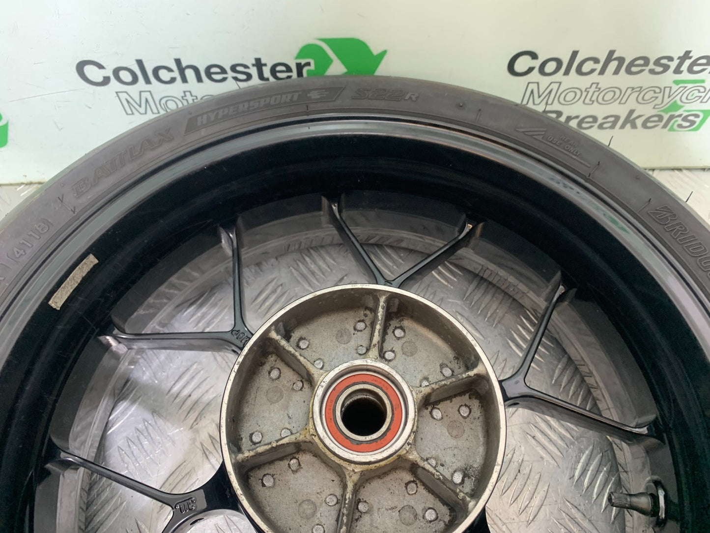 HONDA CBR1000 rr FIREBLADE REAR WHEEL 2012-2016 (CMB1280)