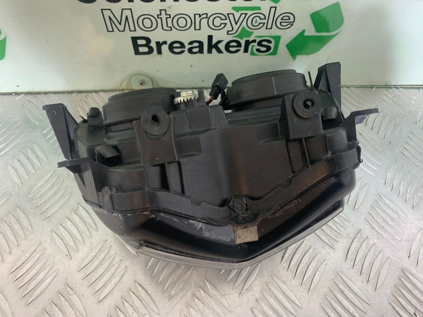 KAWASAKI Z800 Z 800 HEADLIGHT YEAR 2013-2017 (CMB1059)