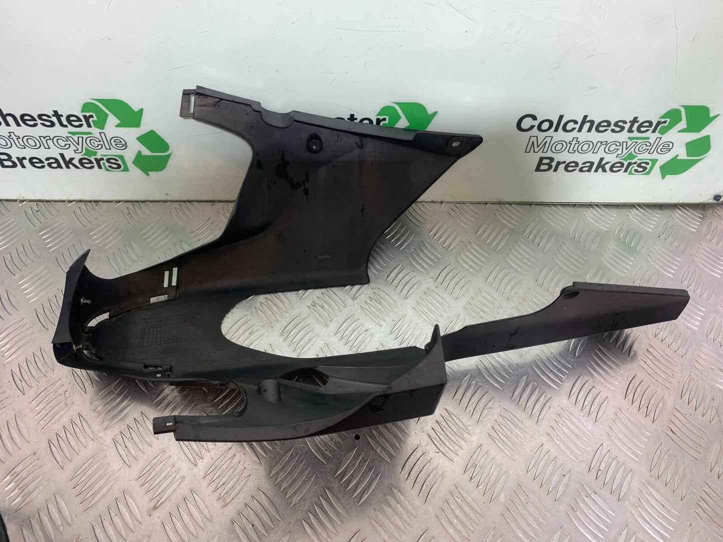 HONDA CBR1000 rr FIREBLADE BELLYPAN 2008-2011 (CMB1037)
