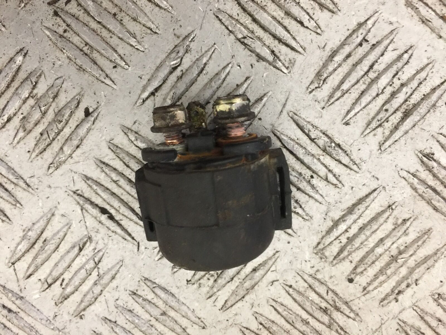 TRIUMPH 955i SPRINT ST SOLENOID YEAR 1999-2004 (STOCK 735)