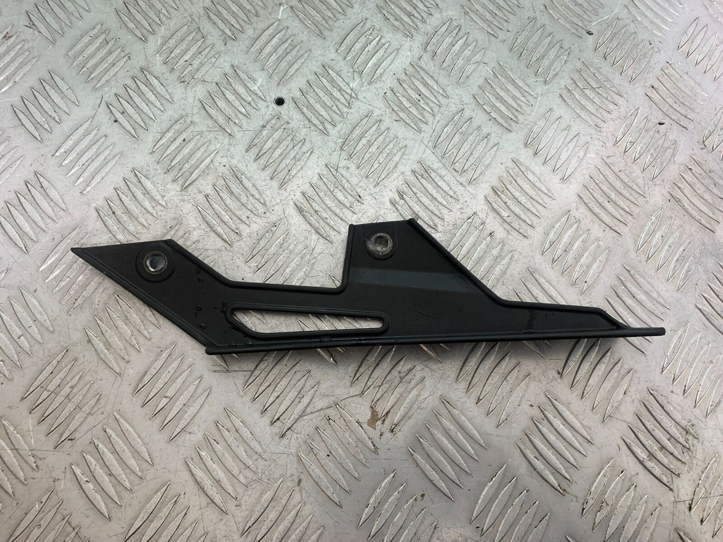 KAWASAKI Z650 ER650 KNFAN CHAIN GUARD YEAR 2022-2024 (CMB1112)