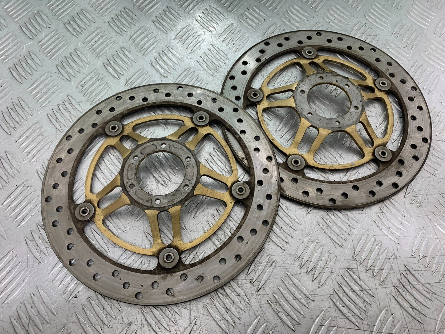 HONDA CB600 CB 600 HORNET FRONT BRAKE DISCS YEAR 1998-2002 (CMB1297)