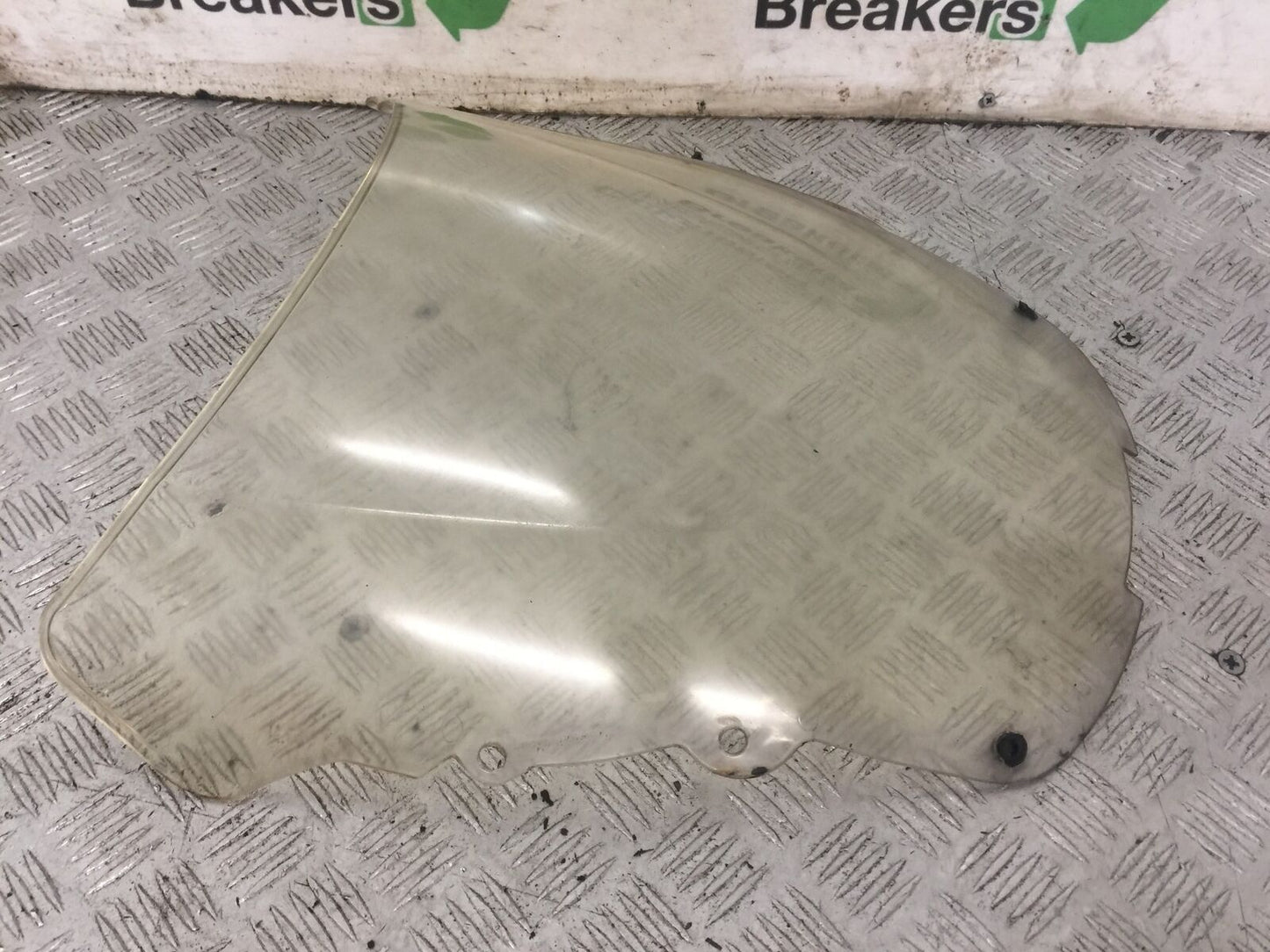 HONDA CBR1100 BLACKBIRD SCREEN YEAR 1996-1998 (STOCK 862)