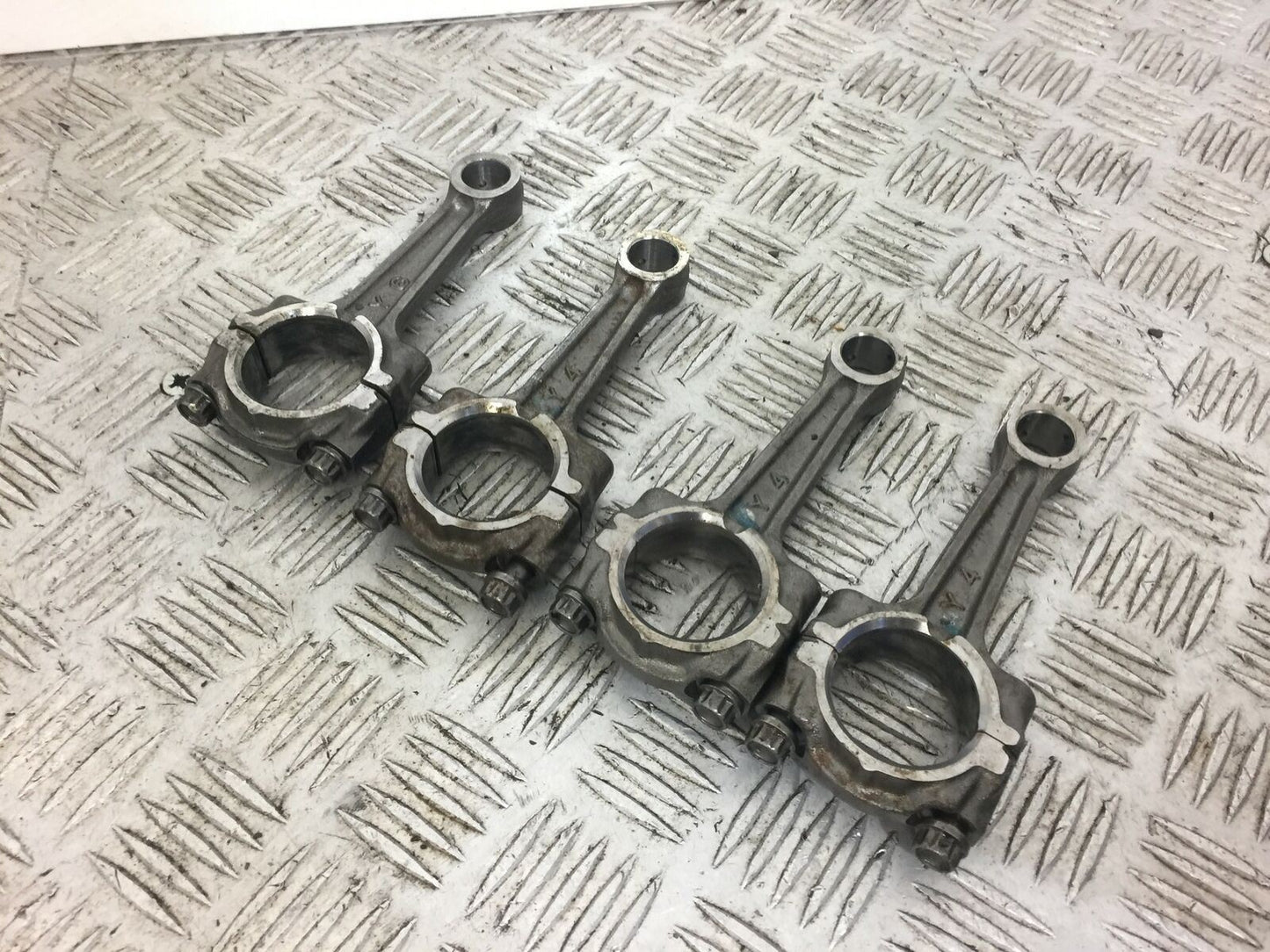 YAMAHA YZF R1 4 X CONRODS YEAR 2004-2006