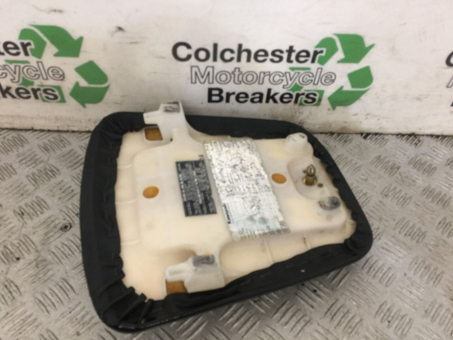 KAWASAKI ZX6R ZX6 J REAR SEAT YEAR 2000 (STOCK 836)