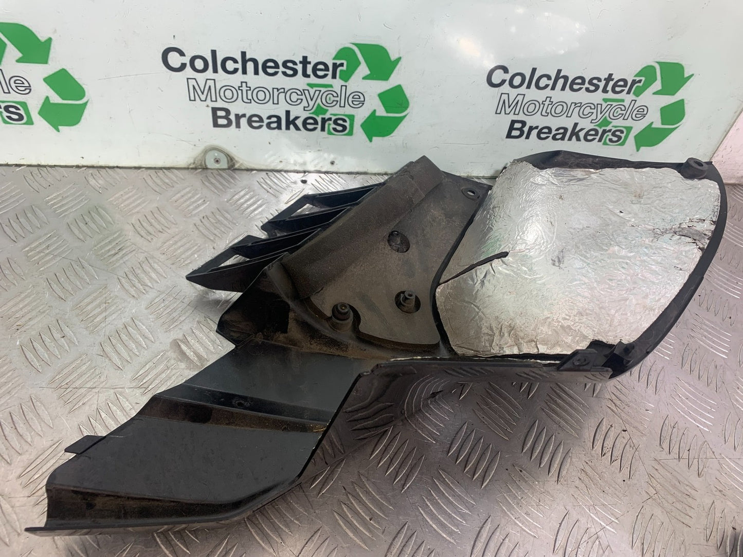KAWASAKI GTR1400 GTR 1400 LEFT MIDDLE FAIRING PANEL YEAR 2007-2009 (CMB1174)