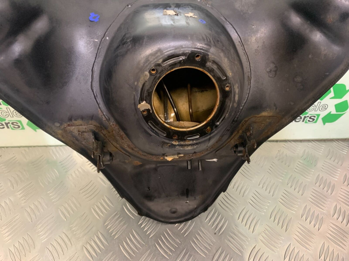 TRIUMPH TIGER 800 XRT PETROL TANK YEAR 2015-2017 (STOCK 506)