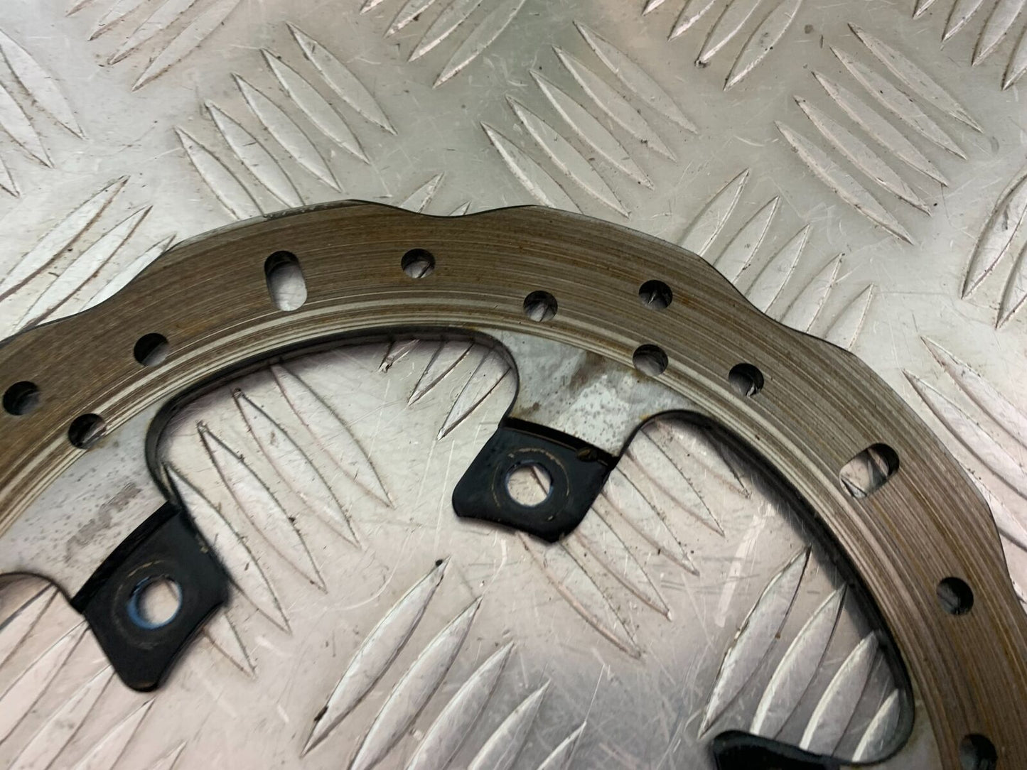 APRILIA SL750 SL 750 SHIVER REAR BRAKE DISC YEAR 2012 (CMB1074)